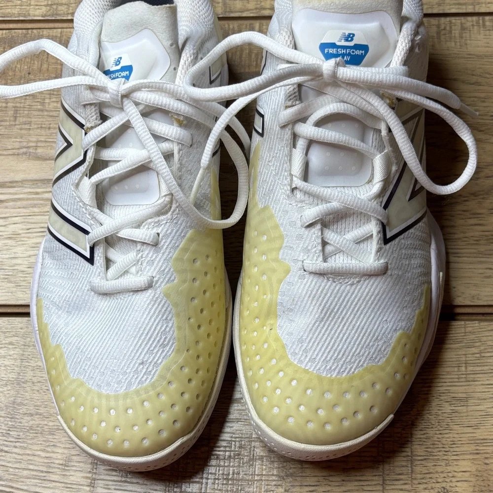 Women’s New Balance Fresh Foam Lav V2 Size 8.5 - Picture 4 of 8